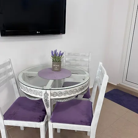 Daire House Velevi *
