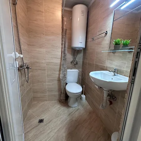 House Velevi شقة *