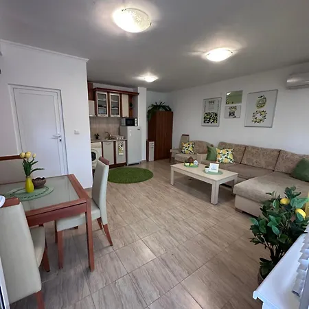 Daire House Velevi Sveti Vlas