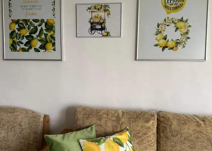 House Velevi * スヴェティ・ヴラス